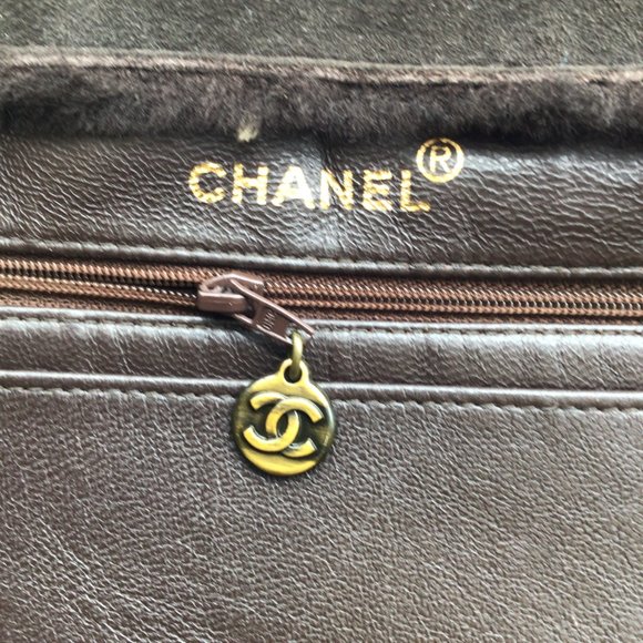 Chanel Vintage Brown Shearling Wool Tote - Picture 6 of 9